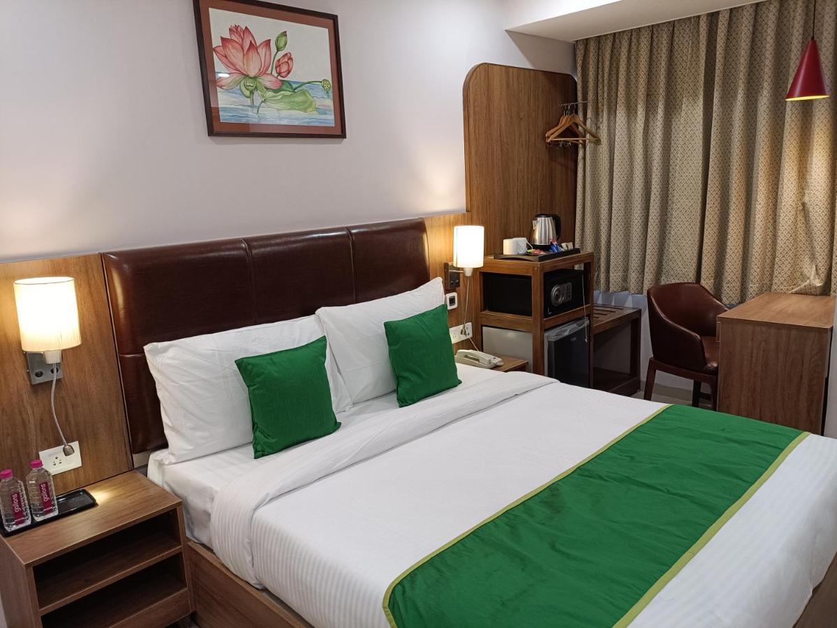 The Beacon Hotel Vadodara Luaran gambar