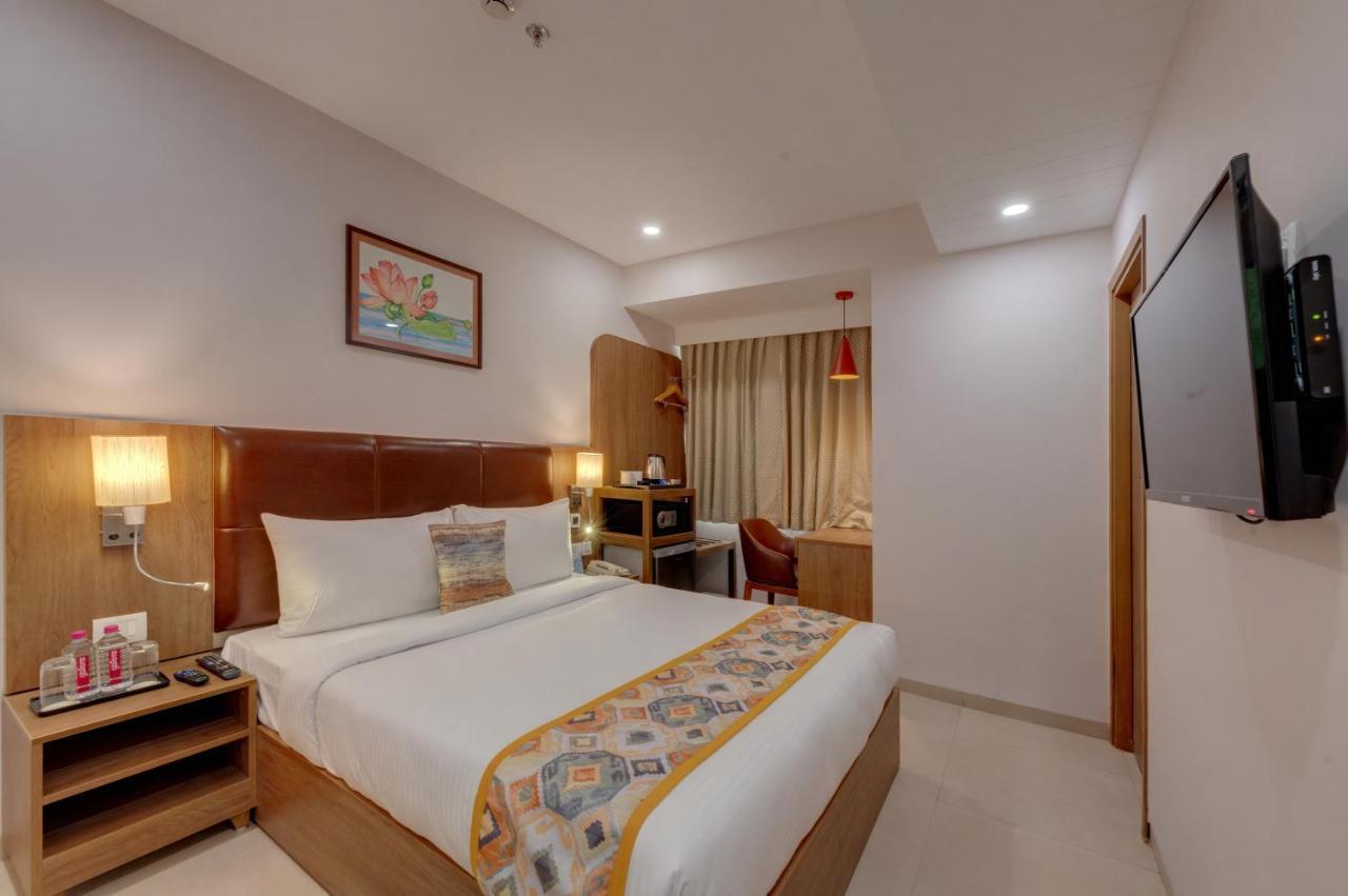 The Beacon Hotel Vadodara Luaran gambar