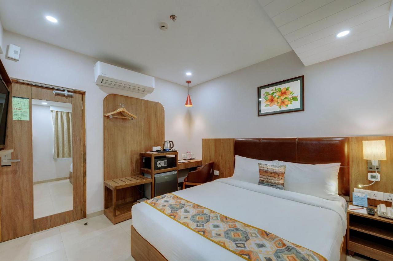 The Beacon Hotel Vadodara Luaran gambar